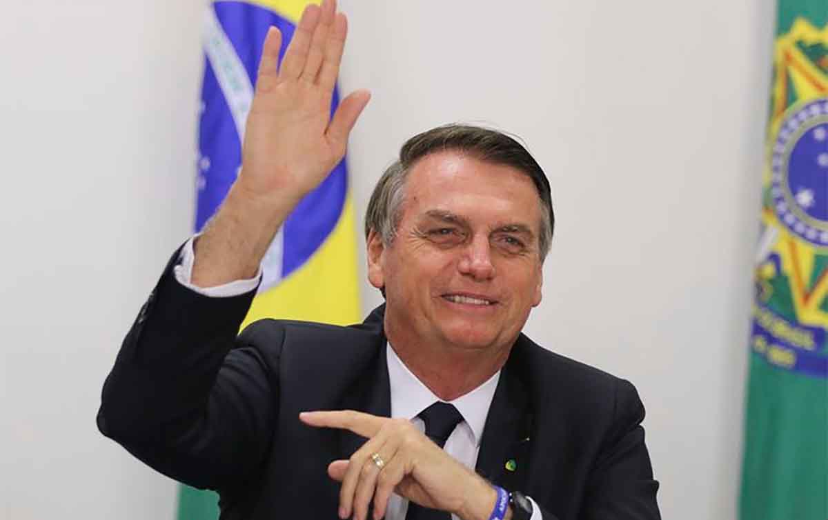 Bolsonaro prometeu, mas não cumpriu: tabela do IRPF continua sem correção